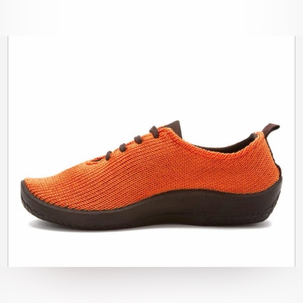Archepedico LS - Casual orange knit shoe, comfortable and supportive, size 9